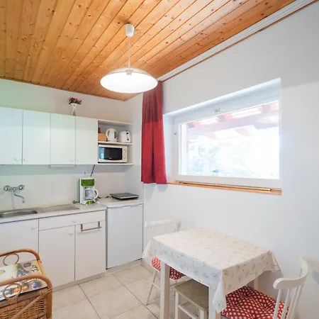 Juno Apartment