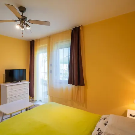 Apartment Juno