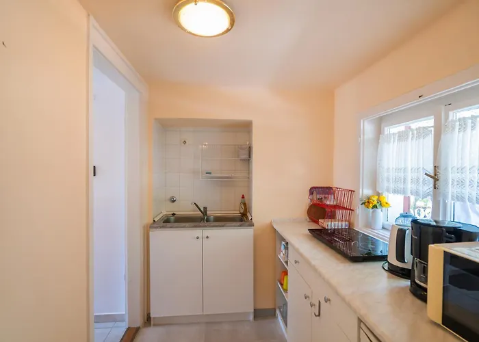 Juno Apartment *
